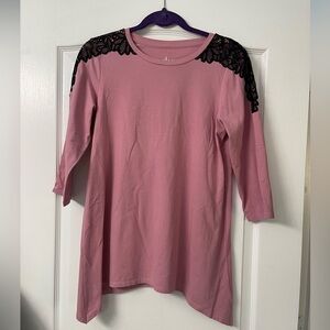 d & co Denim and Company Tunic Top Womens Pink/Black Lace Pullover